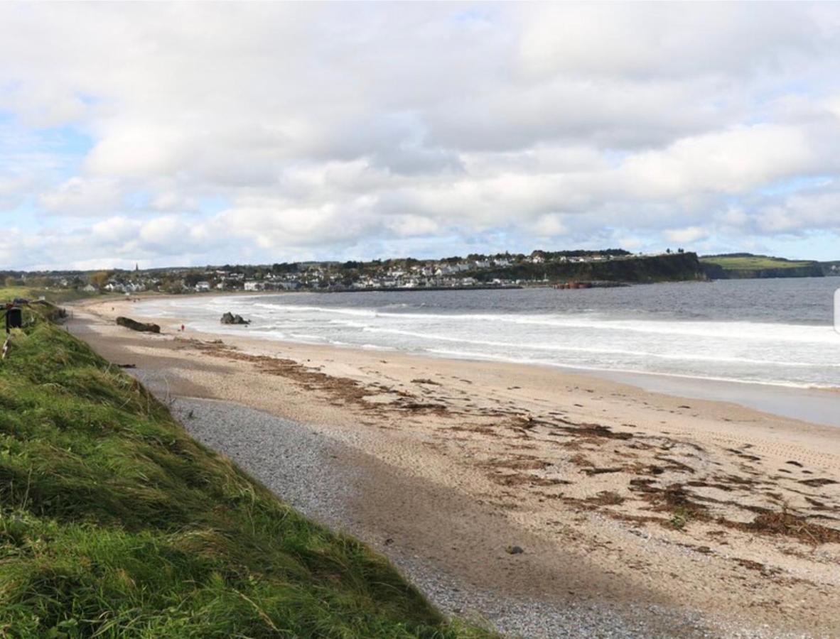 Holiday Home In Ballycastle - Fainne Na Cairde Exterior photo