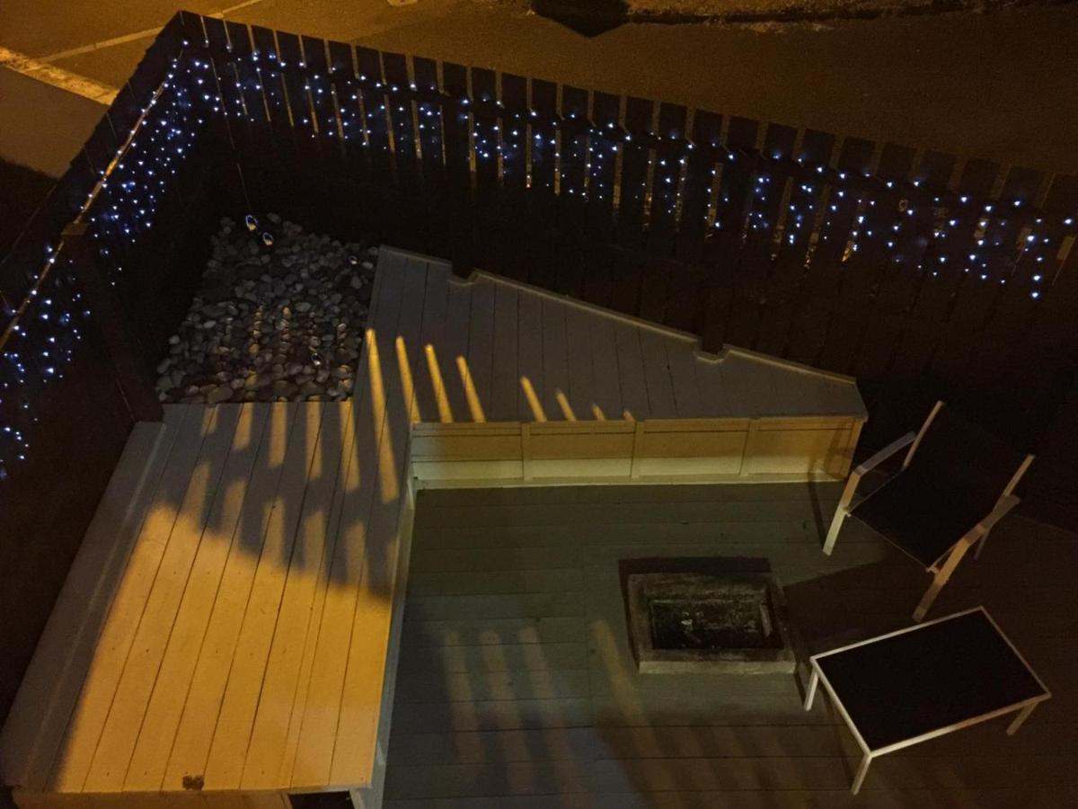 Holiday Home In Ballycastle - Fainne Na Cairde Exterior photo